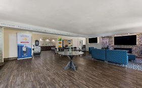 Quality Inn & Suites Airport